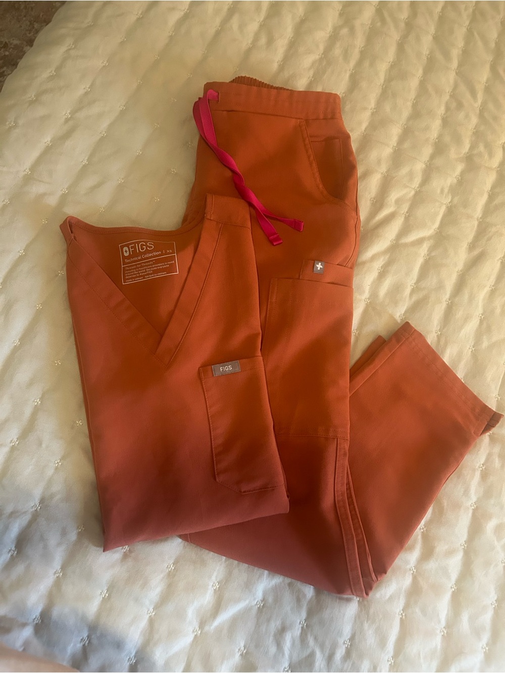 Figs Women’s XS/P Yola & XS Catarina Top Set